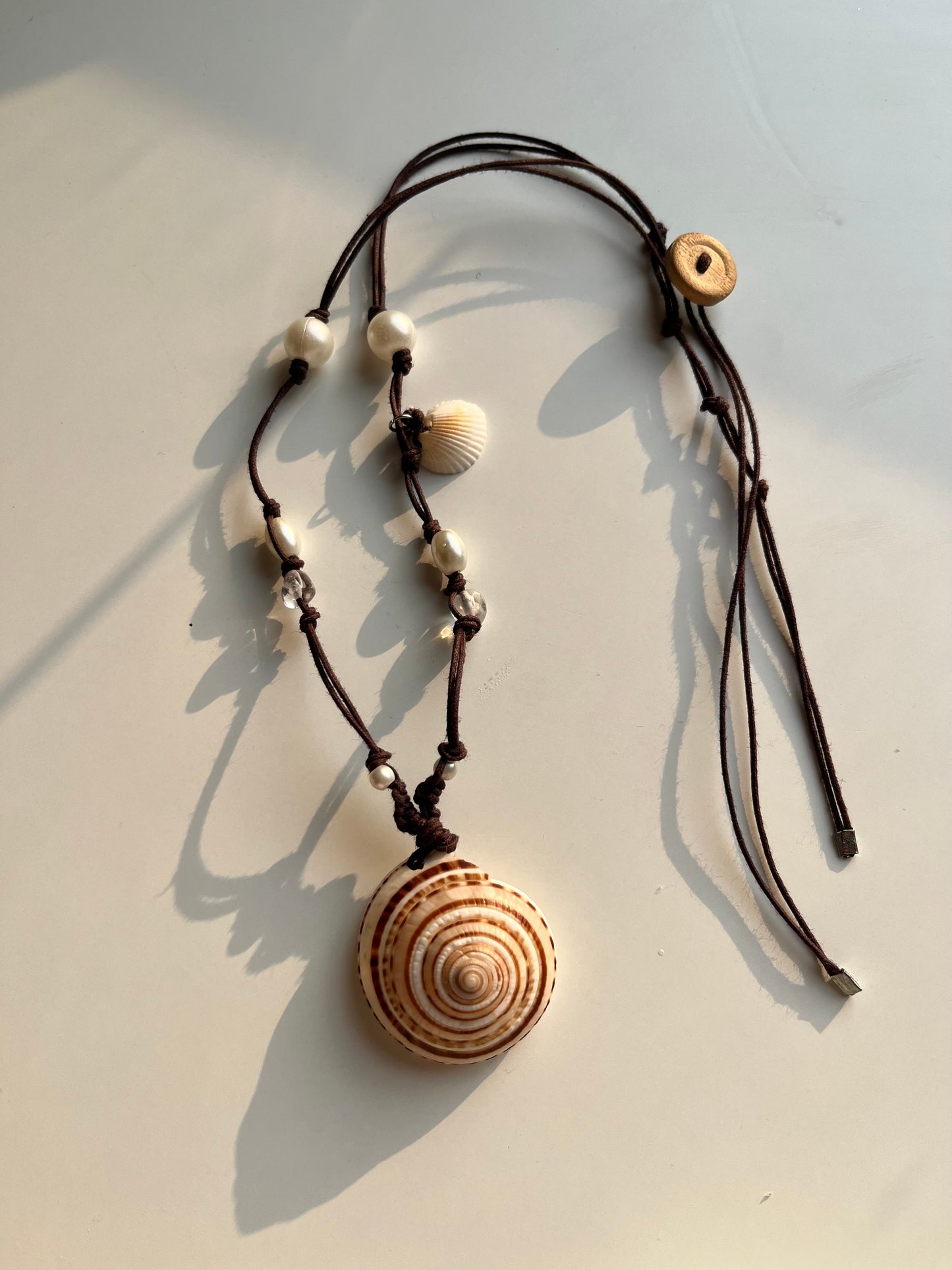 Divine Chakra neckpiece (brown)